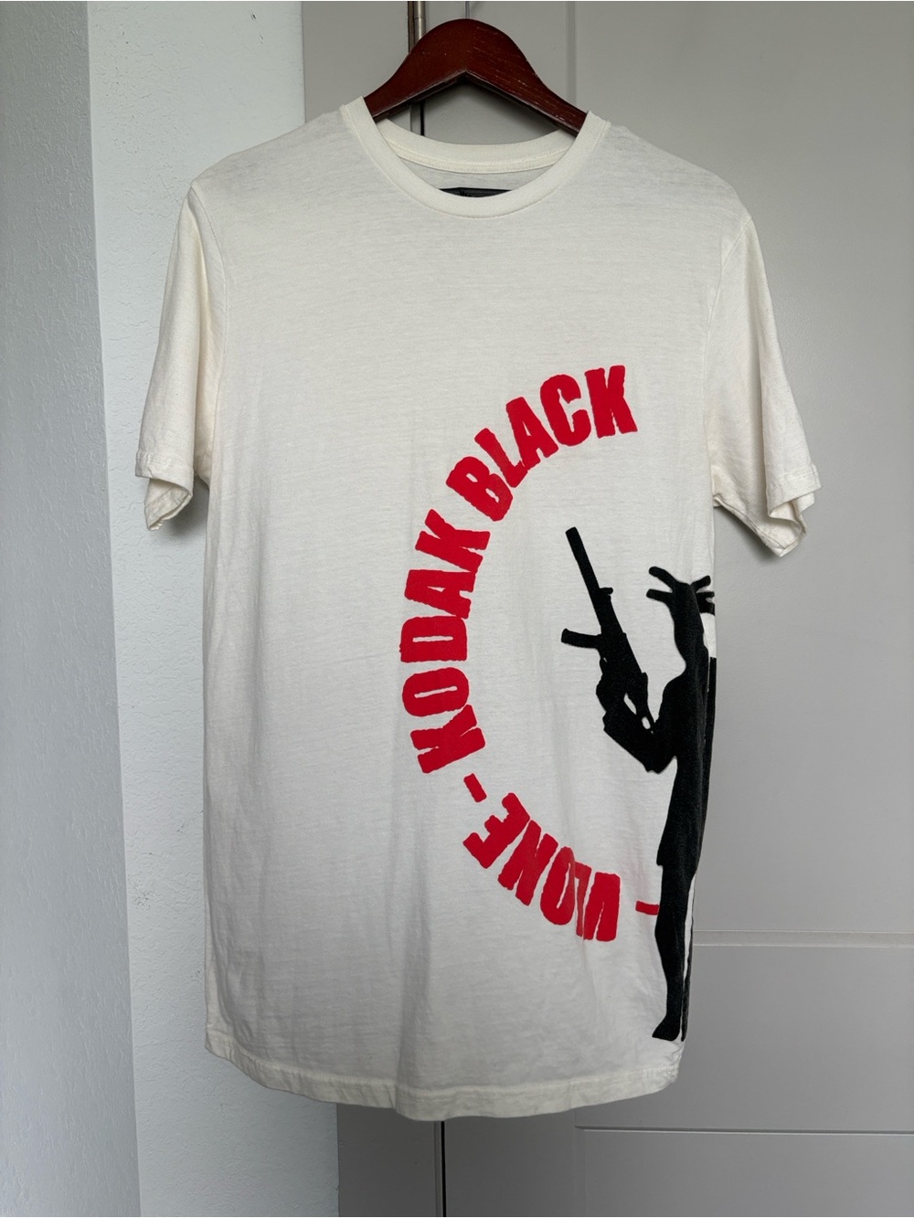 VLONE KODAK BLACK WHITE GRAPHIC TSHIRT MENS MEDIUM